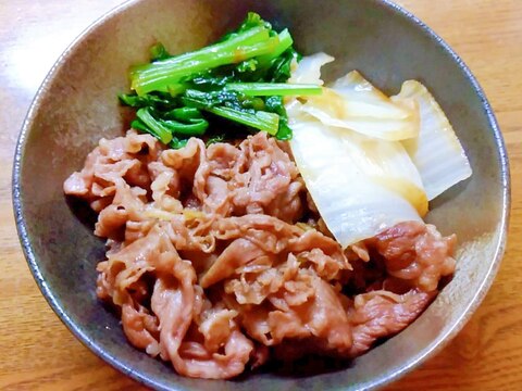 白菜と小松菜のすき煮